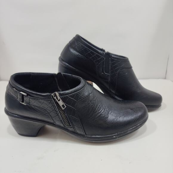 Easy Street Black Ankle Boots Booties Zipper Extra Confort Woman's Size 7.5 M - Picture 2 of 4